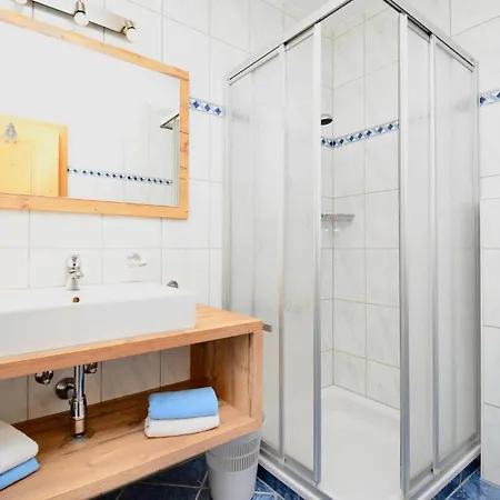 Appartamento Mit Balkon