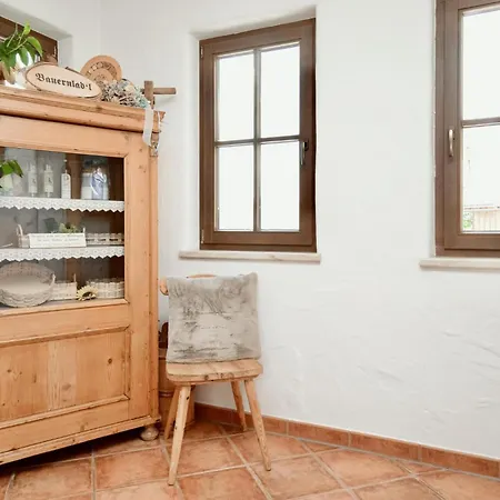 Mit Balkon Appartamento