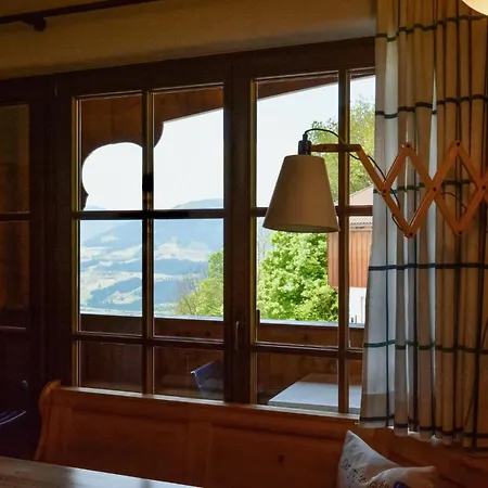 Mit Balkon Appartamento